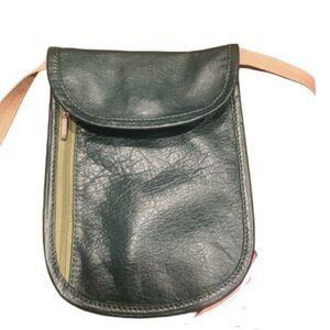 Danilo’s Honduras super thin crossbody magnetic flap closure. Zip side pkt. P8